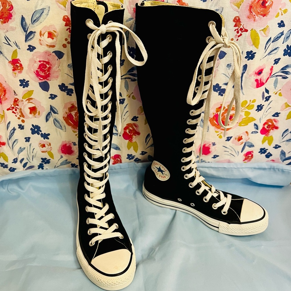 Converse Black and White Lace Up Boots with Classic Design